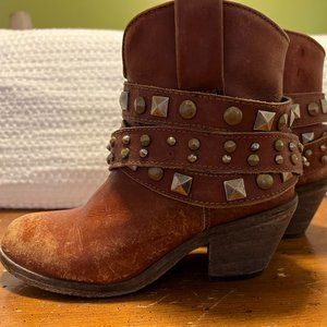 Corral Booties - Distressed look with Bling!